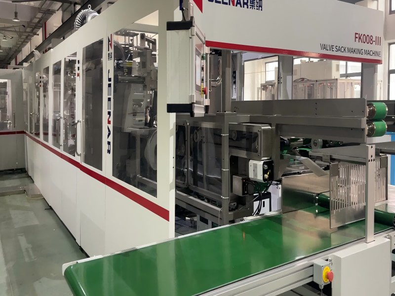 Gachn Group's new generation valve bag making machine: Technological innovation leads a new era of efficient production.