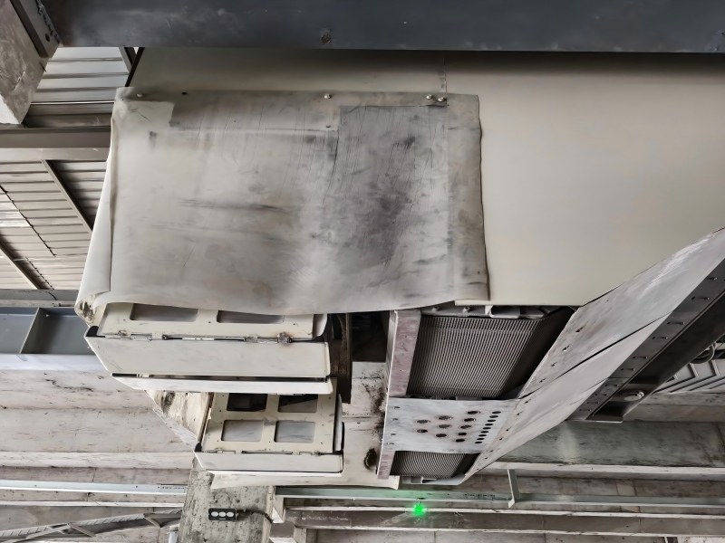 Efficace, écologique et intelligente : la machine de chargement automatique de ciment mène la transformation de l'industrie